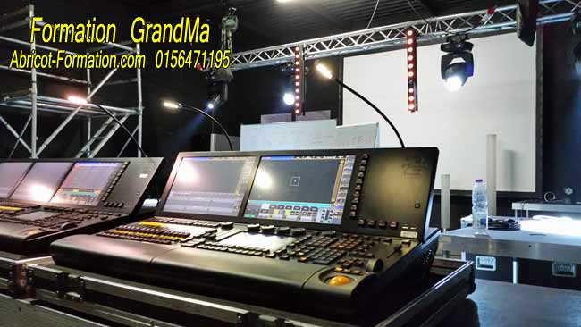 Console asservis GRAND MA 2 pupitres asservis Grand MA lighting initiation Console asservis GRAND MA 2 pupitres asservis Grand MA lighting initiation Console asservis GRAND MA 2 pupitres asservis Grand MA lighting initiation Console asservis GRAND MA 2 pupitres asservis Grand MA lighting initiation